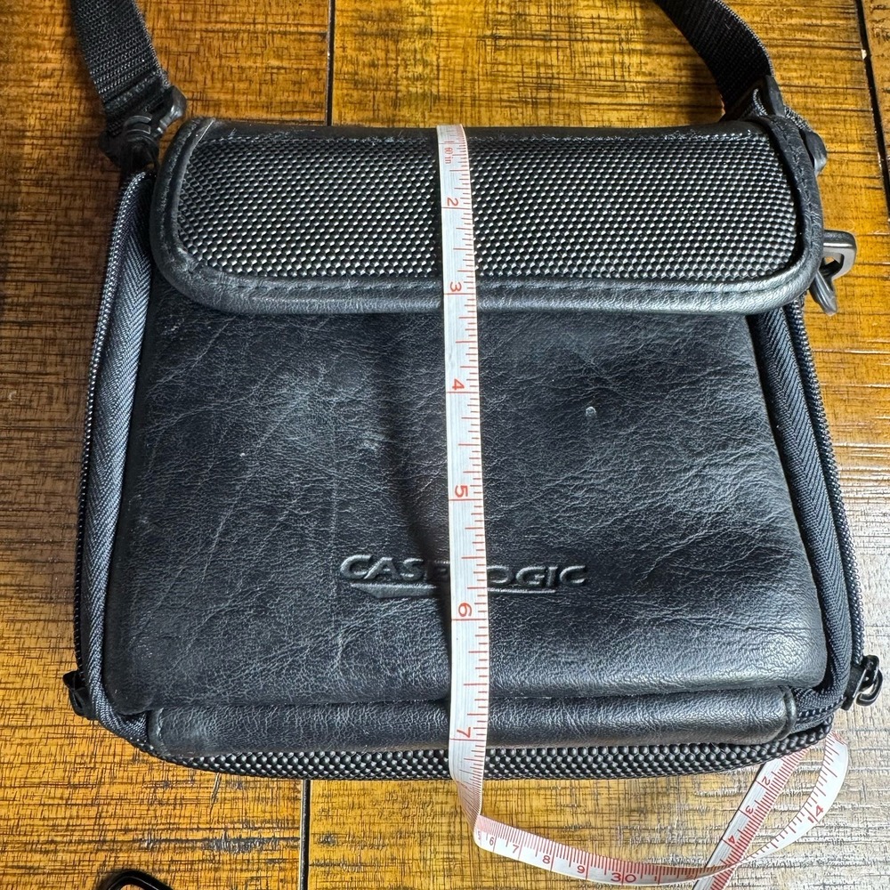 Case Logic Vintage 90's Portable CD Player Walkman Soft Carry Case Shoulder Bag - Picture 8 of 9